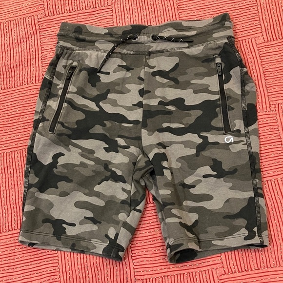 GAP teen boys XL 12-13 years Gray Camouflage Athletic Shorts thick cotton blend - Picture 1 of 14